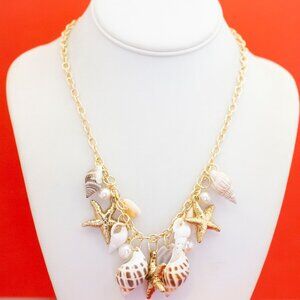 18 inch, Vintage Lovely Seashells Starfish Tropical Charm Necklace - F47
